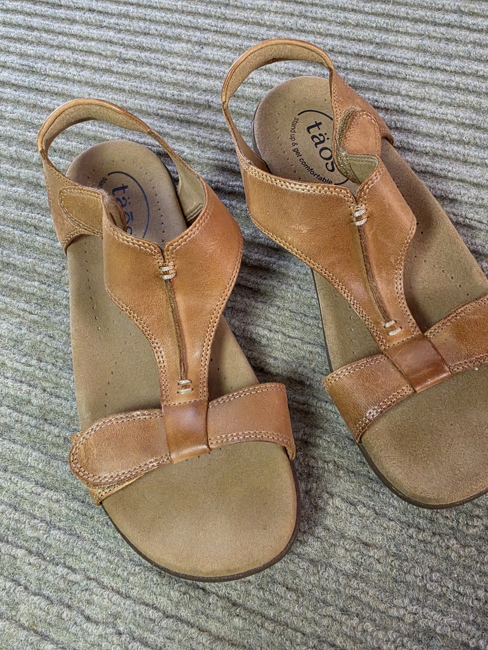Taos Women's The Show Sandals Caramel Size 7 Comfortable Leather